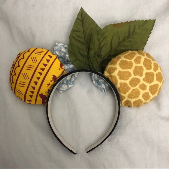 Disney Safari Minnie Mouse Ears - Picture 2 of 2